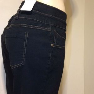 Xhillaration 17 Skinny Jeans 👖